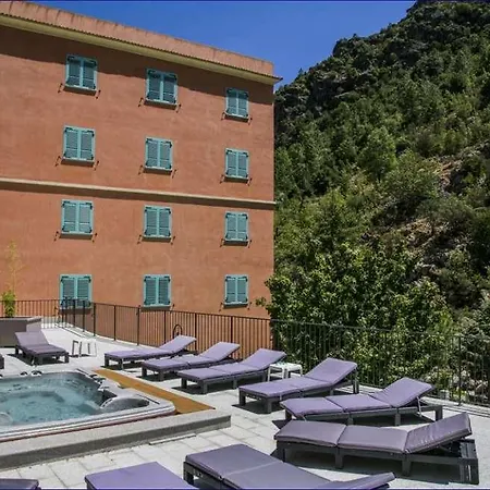 Les Jardins De La Glaciere 3*