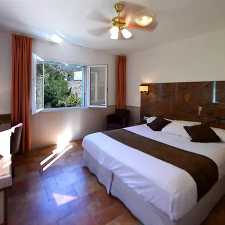 Les Jardins De La Glaciere 3*