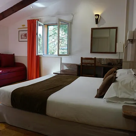 Hotell Les Jardins De La Glaciere