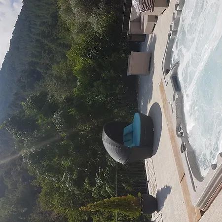 Les Jardins De La Glaciere Szálloda 3*