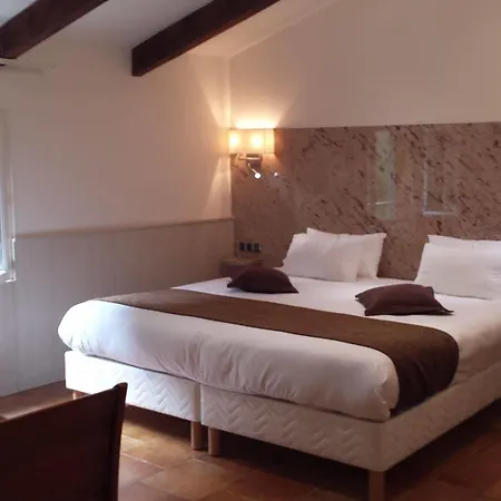 Les Jardins De La Glaciere 3* 코테