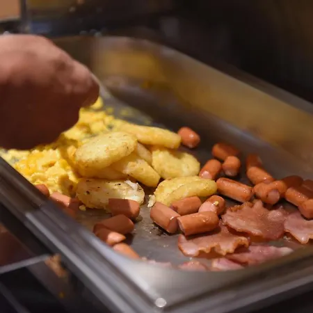 Hotel Les Jardins De La Glaciere 3*