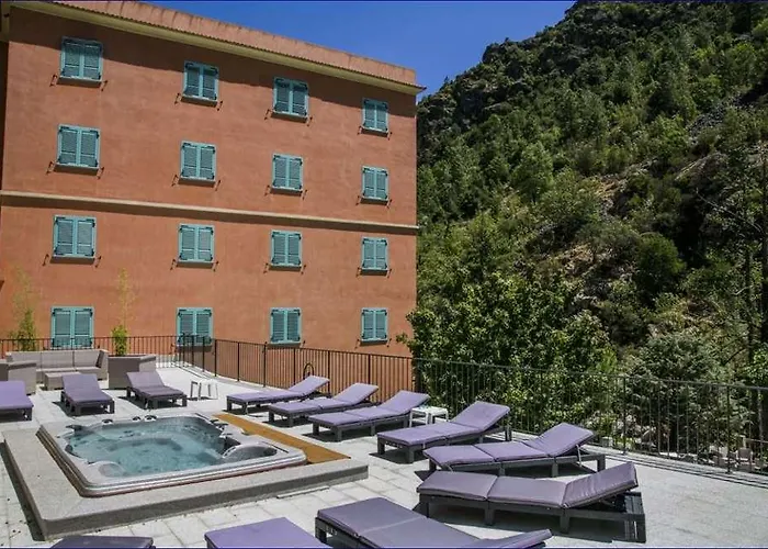 Les Jardins De La Glaciere 3*