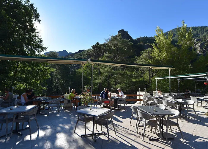 Les Jardins De La Glaciere 3*