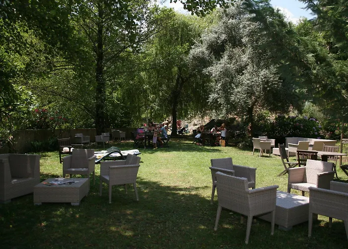 Les Jardins De La Glaciere