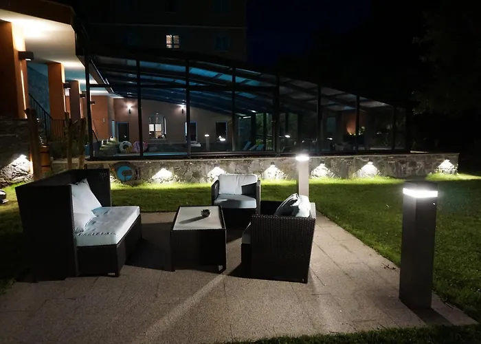 Les Jardins De La Glaciere קורטה