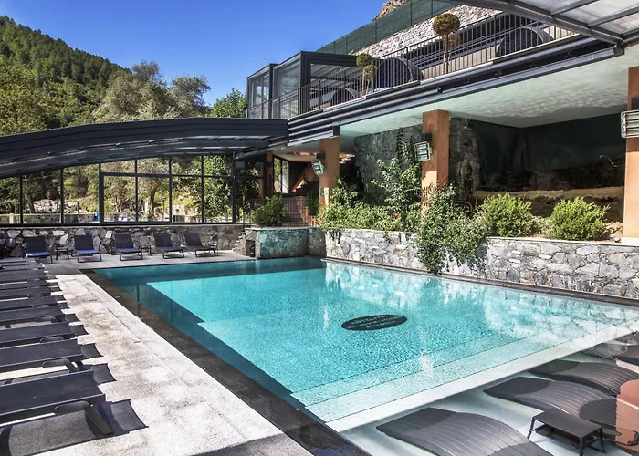 Les Jardins De La Glaciere