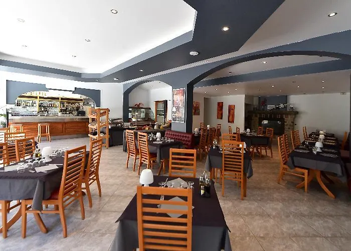 Les Jardins De La Glaciere קורטה